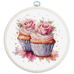 Kreuzstich inkl. Holzrahmen | Rosen Muffins 12x12 cm