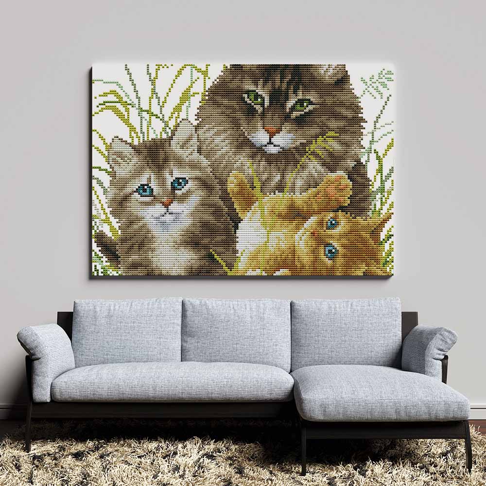 Kreuzstich - Katzenfamilie im grünen | 35x35 cm - Diy - Fadenkunst