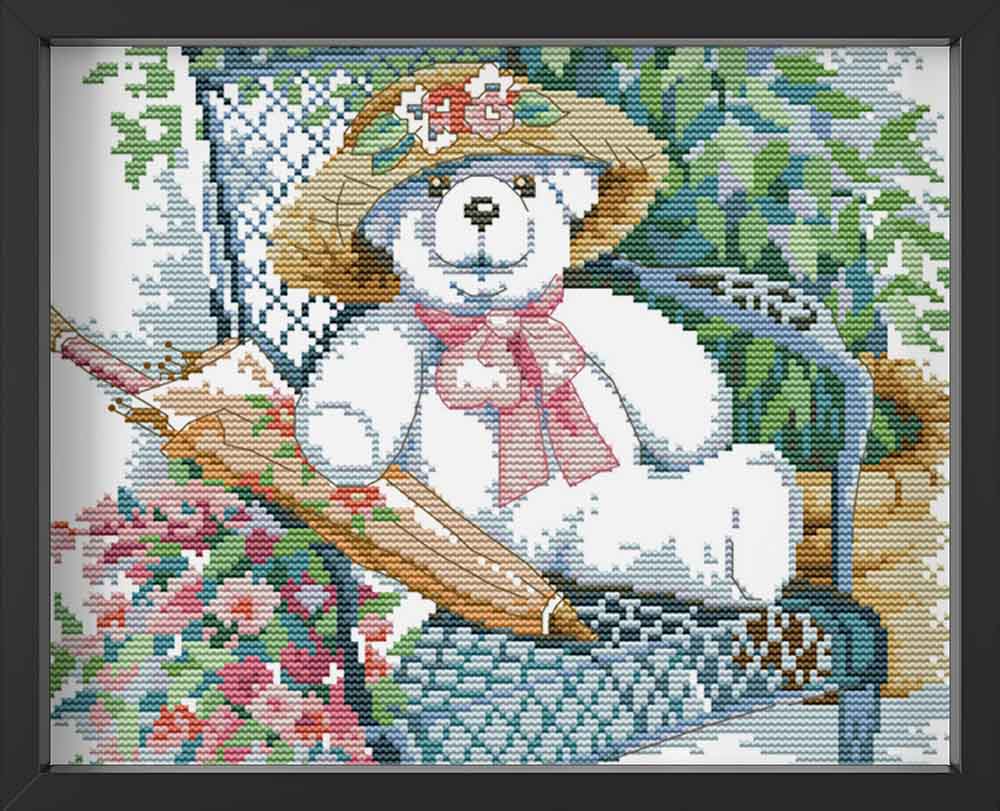 Kreuzstich - Teddy im Garten | 30x30 cm - Diy - Fadenkunst