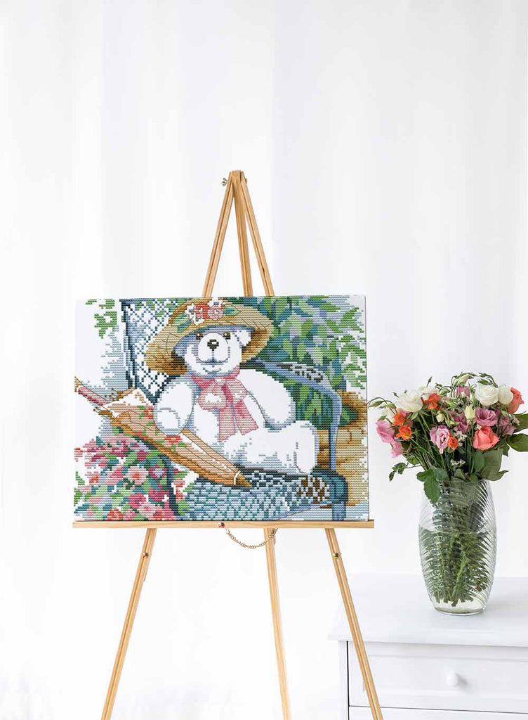Kreuzstich - Teddy im Garten | 30x30 cm - Diy - Fadenkunst