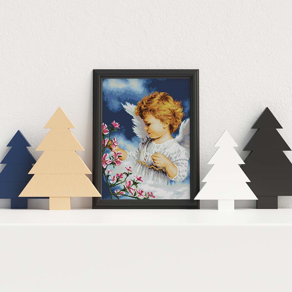 Kreuzstich - kleines Mädchen als Engel mit Blumen | 35x50 - Diy - Fadenkunst