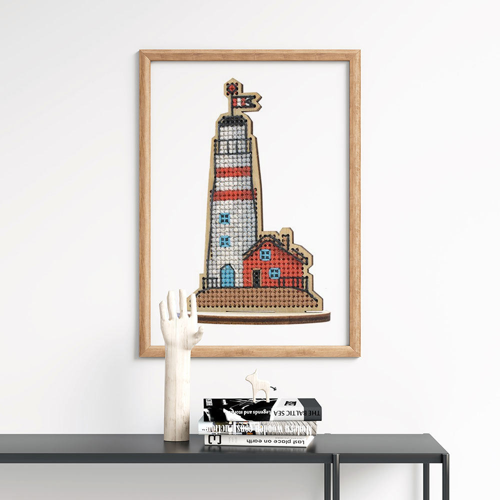 Kreuzstich - Leuchtturm auf einem Holder | 10x10 cm - Diy - Fadenkunst
